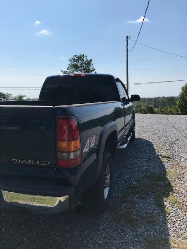 2002 Chevy 2500hd 4x4 for saleIn Chatsworth, GA